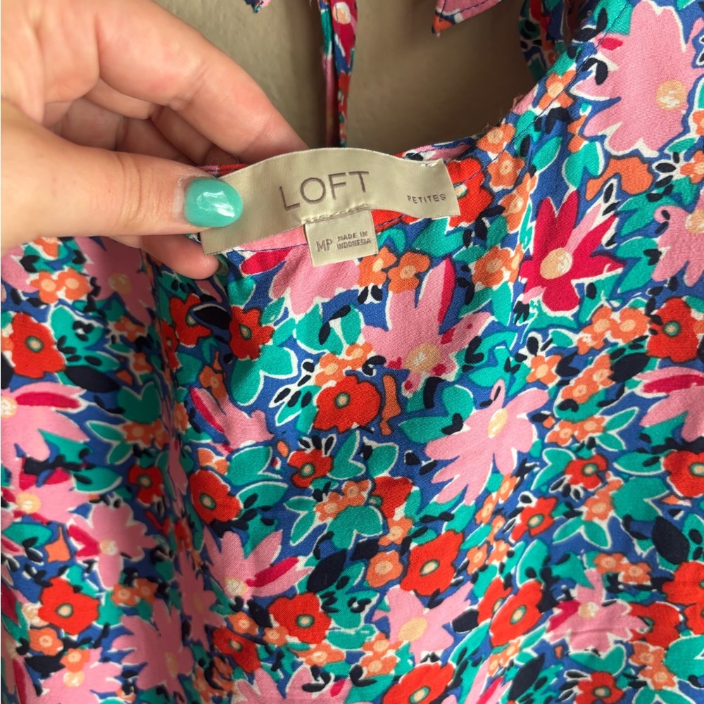 LOFT Daisy Tie-Back Flounce Dress | Size Medium Petite - Picture 5 of 9